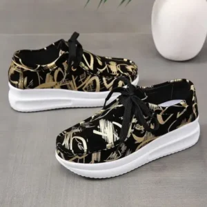 Doiljoi Casual Graffiti Round Toe Platform Plus Size Sneakers