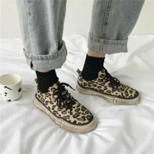 Doiljoi Women Fashion Leopard Printing Flat Sneakers