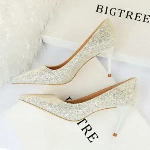 Doiljoi Women Fashion Plus Size Sexy Sequin Point-Toe Shoes