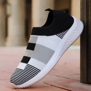 Doiljoi Women Casual Knit Design Breathable Mesh Color Blocking Flat Sneakers