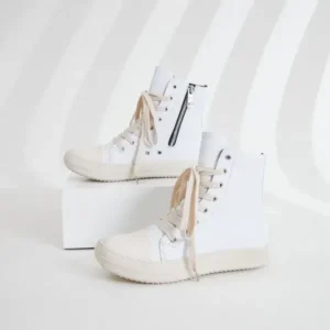 Doiljoi Women Fashionable Hip Hop White High Top Sneakers